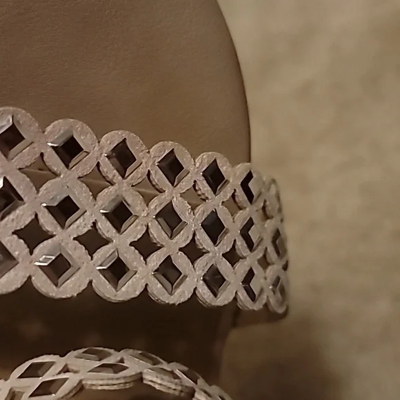 Yellow Box Wedge Sandals - Picture 6 of 8